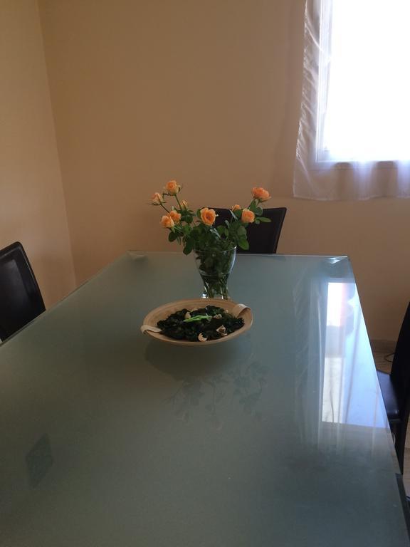 Apartment On Nitza 8A 네타니아 외부 사진